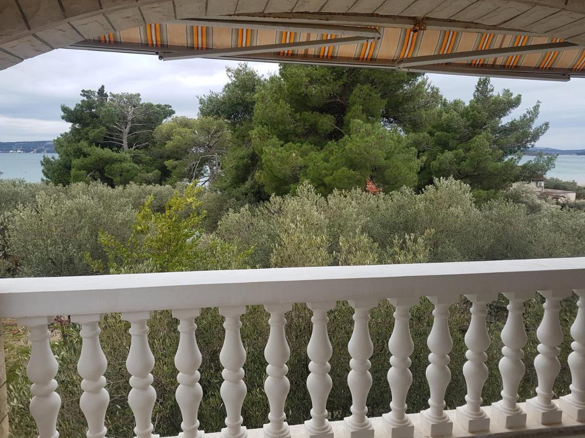 שיבניק Apartman Lugovic מראה חיצוני תמונה